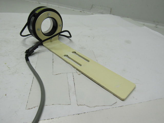 CCS COGNEX LDR2-70RD 70MM Machine Vision LED Camera Light 35mm ID 12V 6W W/Mount