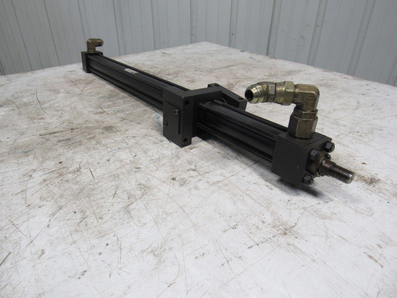Parker 01.50 DDF2HLT24ACX30.000 2H Hydraulic Cylinder 1-1/2" Bore 30" Stroke