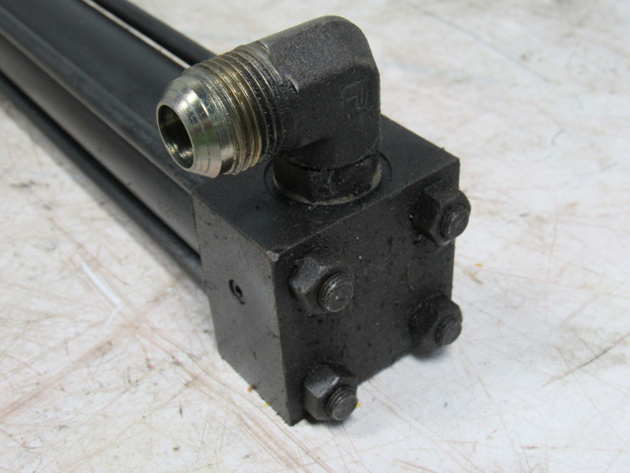 Parker 01.50 DDF2HLT24ACX30.000 2H Hydraulic Cylinder 1-1/2" Bore 30" Stroke