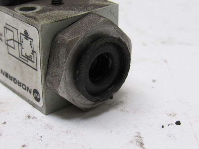 Norgren TCO 064153 Pneumatic Pressure Switch Pvu 35 Bar