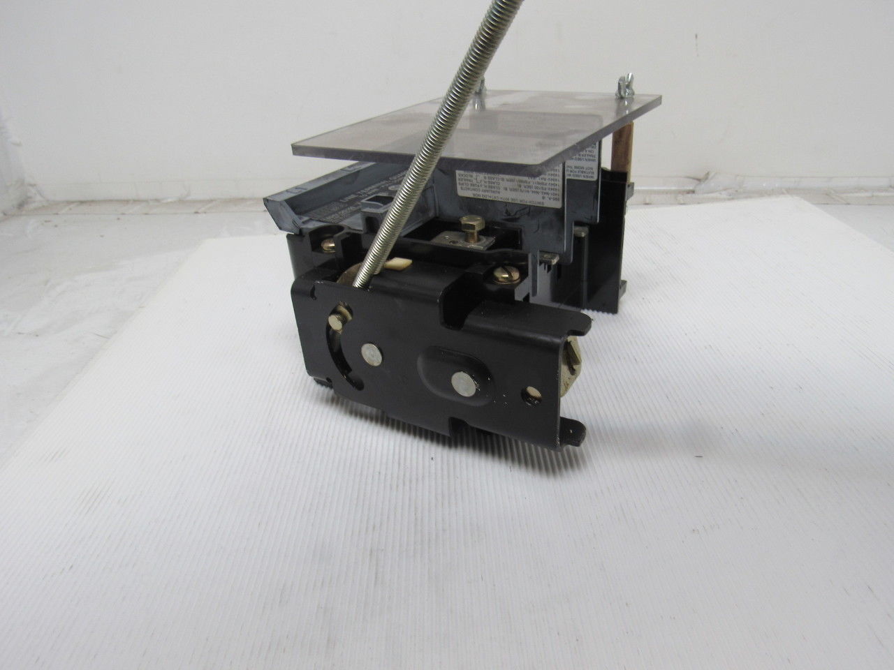 Allen Bradley 1494V-DS100 Ser B Disconnect Switch 100A 600V Non-Fused Left Hand