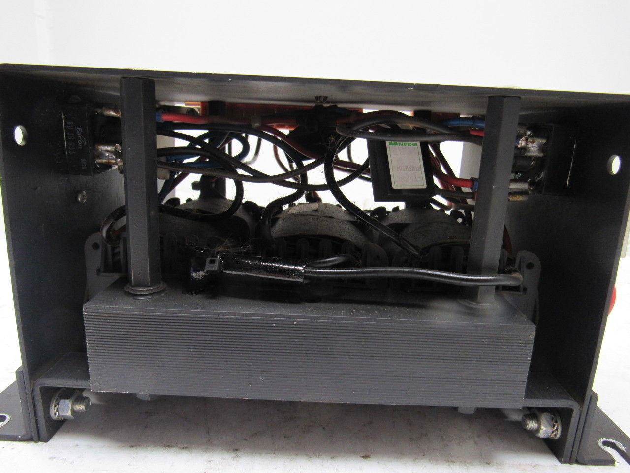 Murr Elektronik Art.No.:	85887 MDN Power Supply 3 Phase Smoothed