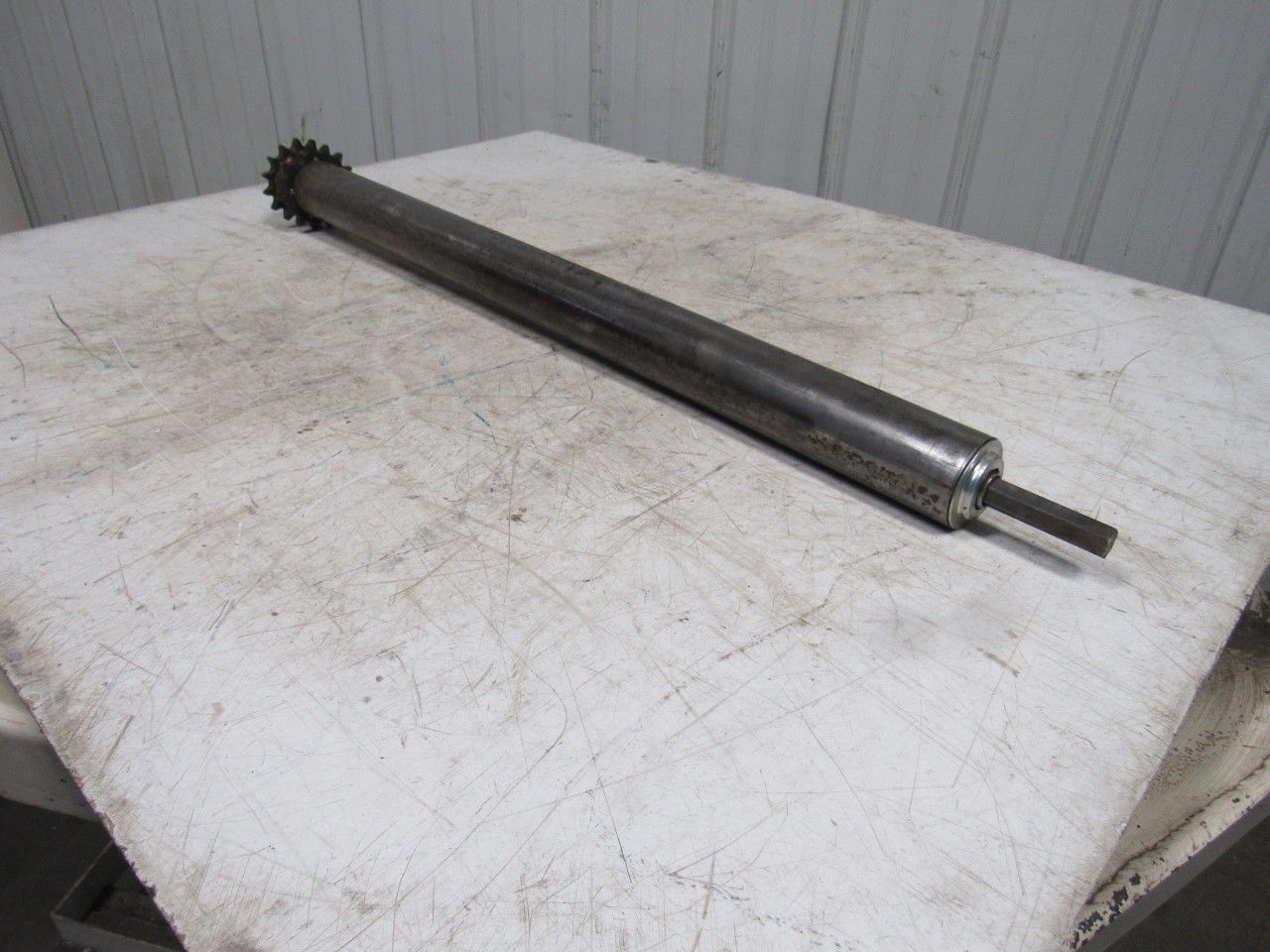 Chain Driven Double Sprocket Pallet Conveyor Roller 2-1/2"x36"BF 11/16" Hex 15T