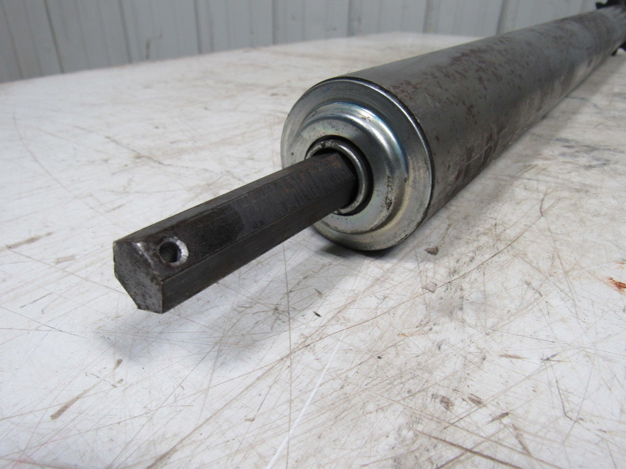 Chain Driven Double Sprocket Pallet Conveyor Roller 2-1/2"x36"BF 11/16" Hex 15T