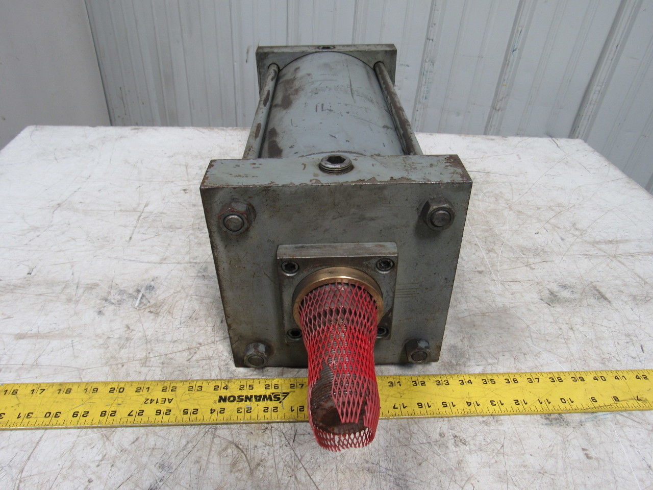 Milwaukee Cylinder A-61 8" Bore 13" Stroke Clevis Cylinder 2.5" Rod 250 PSI