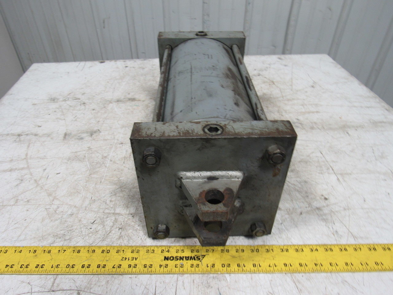 Milwaukee Cylinder A-61 8" Bore 13" Stroke Clevis Cylinder 2.5" Rod 250 PSI