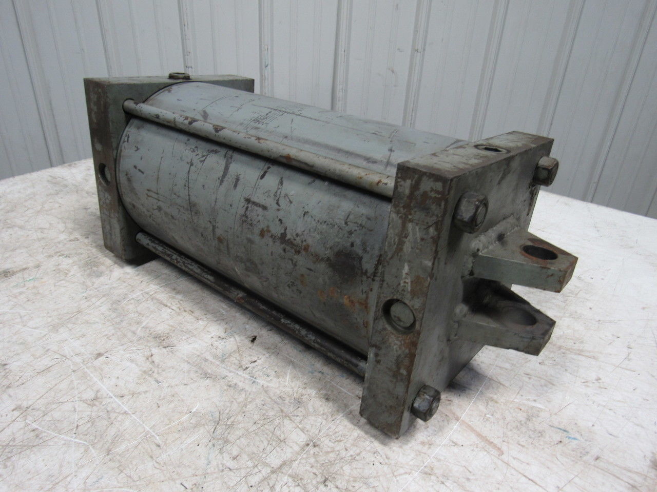 Milwaukee Cylinder A-61 8" Bore 13" Stroke Clevis Cylinder 2.5" Rod 250 PSI