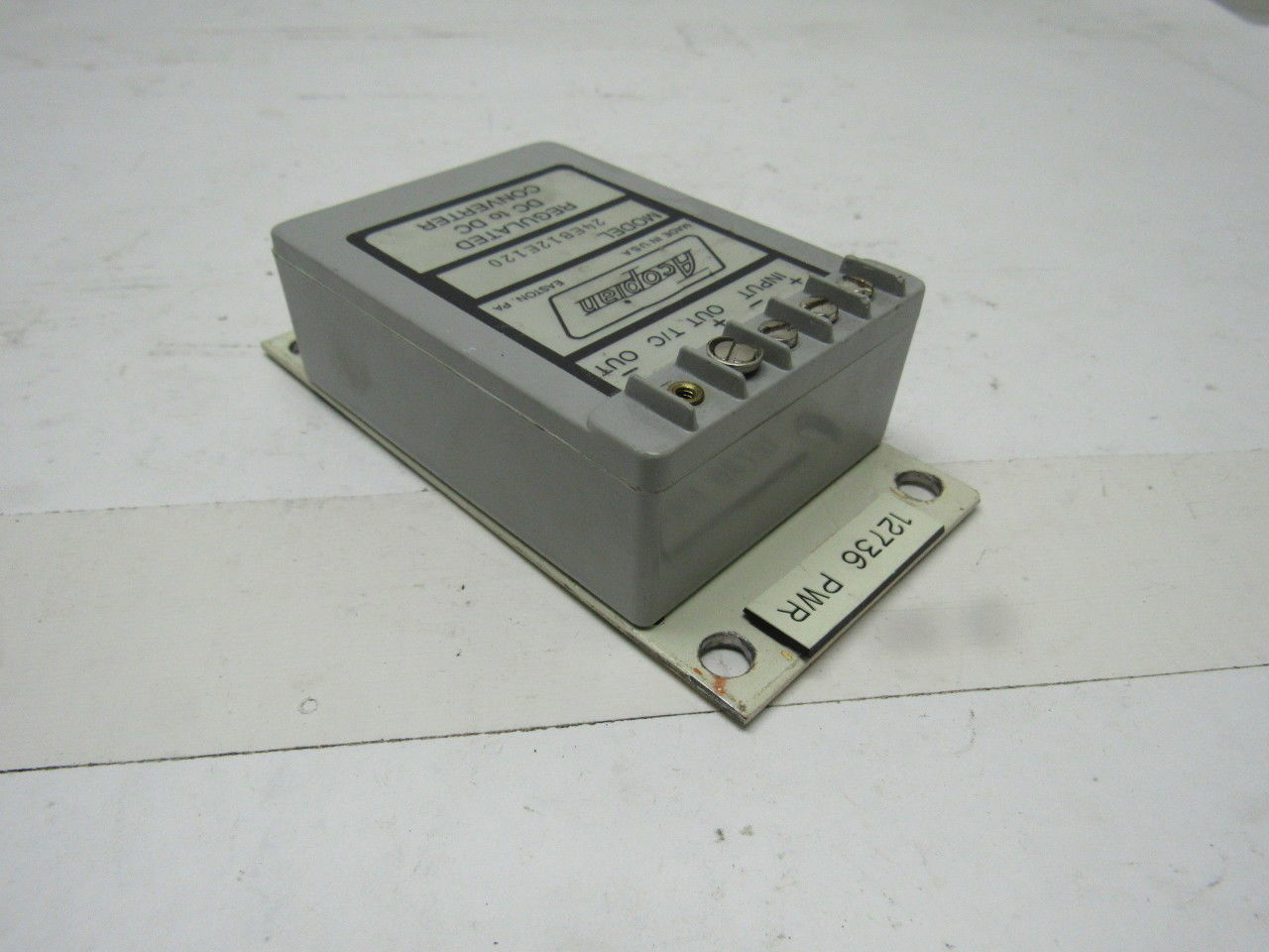 Acopian 24EB12E120 Regulated DC to AC Converter Power Supply