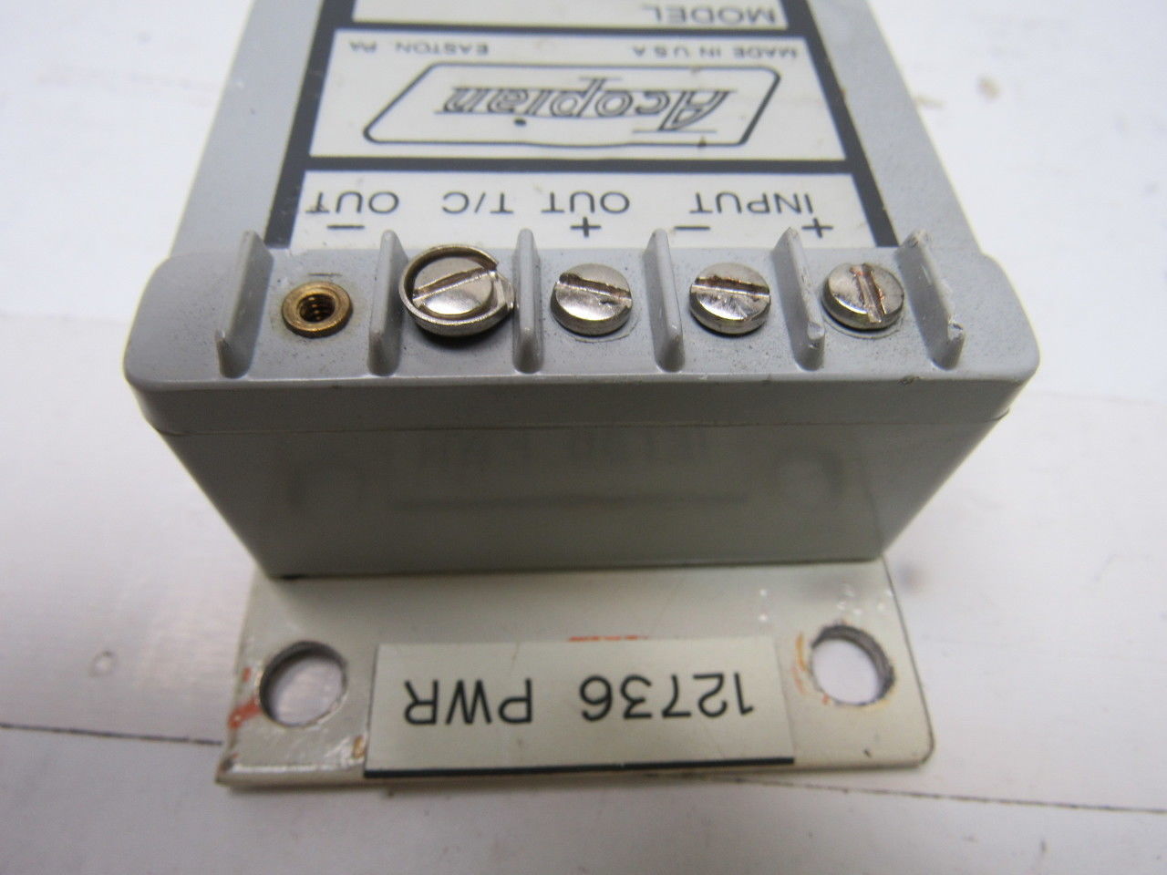 Acopian 24EB12E120 Regulated DC to AC Converter Power Supply