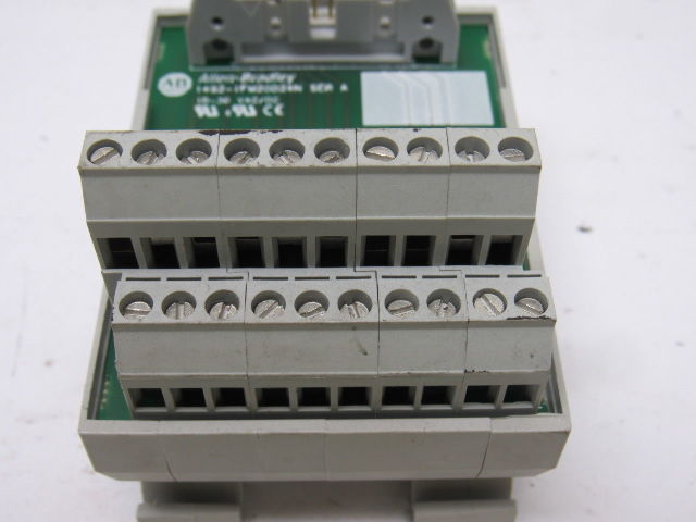 A-B Allen Bradley 1492-1FM20D24N Series A Rail Mount Interface Module