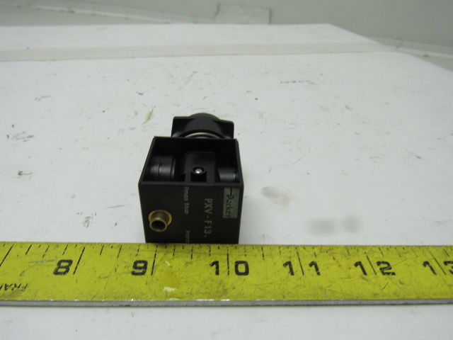 Parker PXV-F13. Pneumatic Visual Indicator Pressure 1-8 Bar Green 4mm Tube