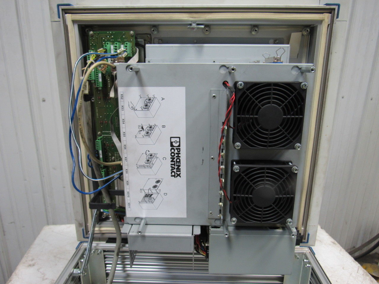 Phoenix Contact IBS IP PPC 2 Operator Interface Terminal Panel Controller