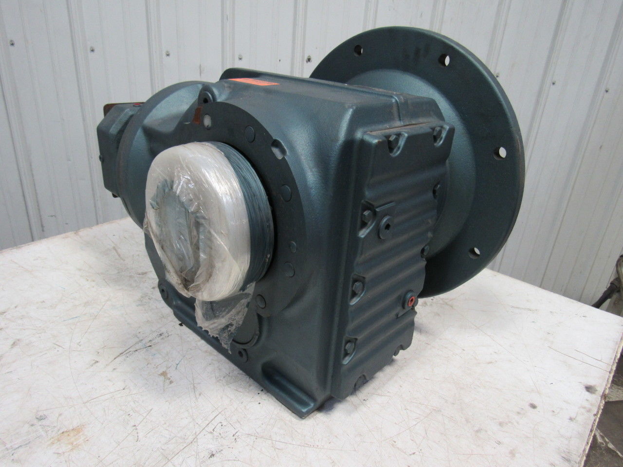 SEW-EURODRIVE KHF97R62DT90S4BHGZ Gear Box Speed Reducer 361:1 Ratio New