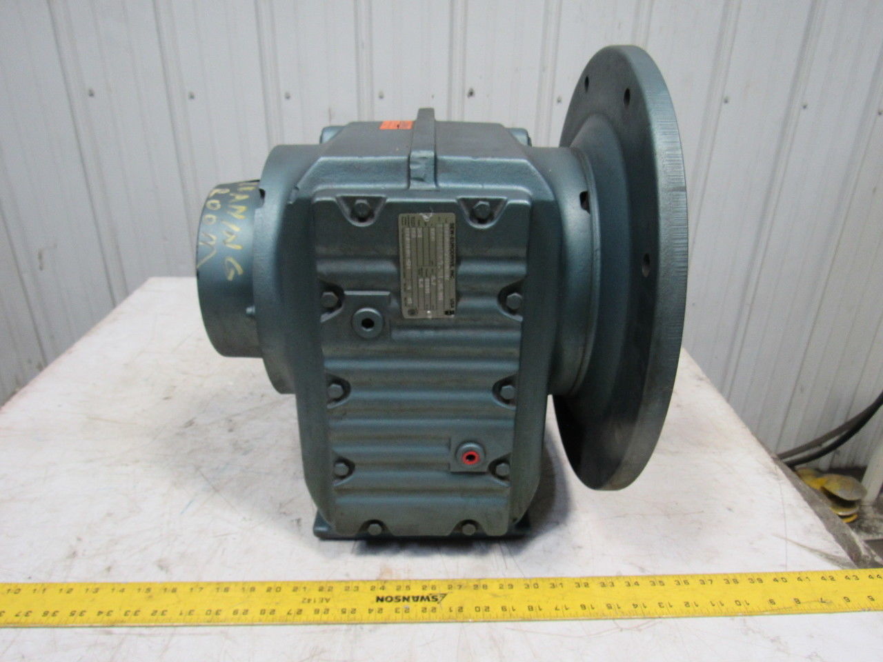 SEW-EURODRIVE KHF97R62DT90S4BHGZ Gear Box Speed Reducer 361:1 Ratio New
