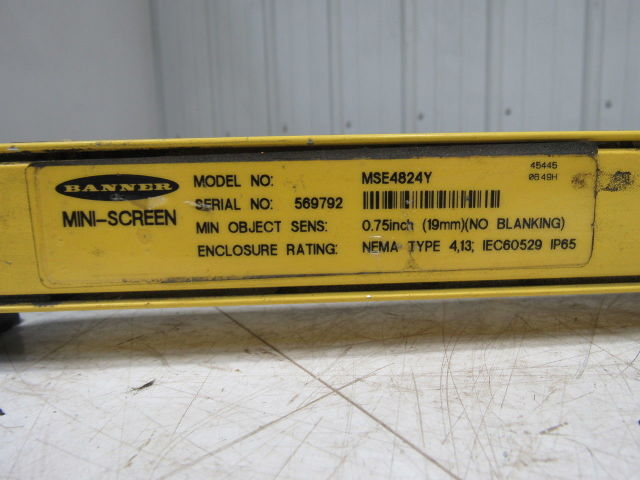 Banner MSE4824Y Mini Screen 30' Range 48" Light Curtain Signal Emitter 24VDC