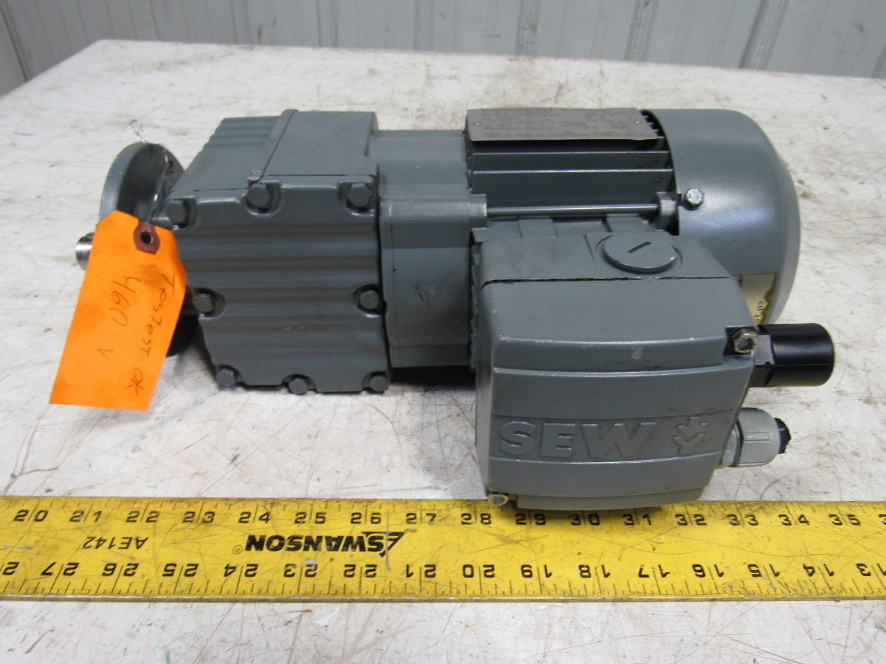 Sew Eurodrive RF17 DT71K4/TF/IS 31.94:1 Ratio 1700/53 RPM Gear Motor 20mm Shaft