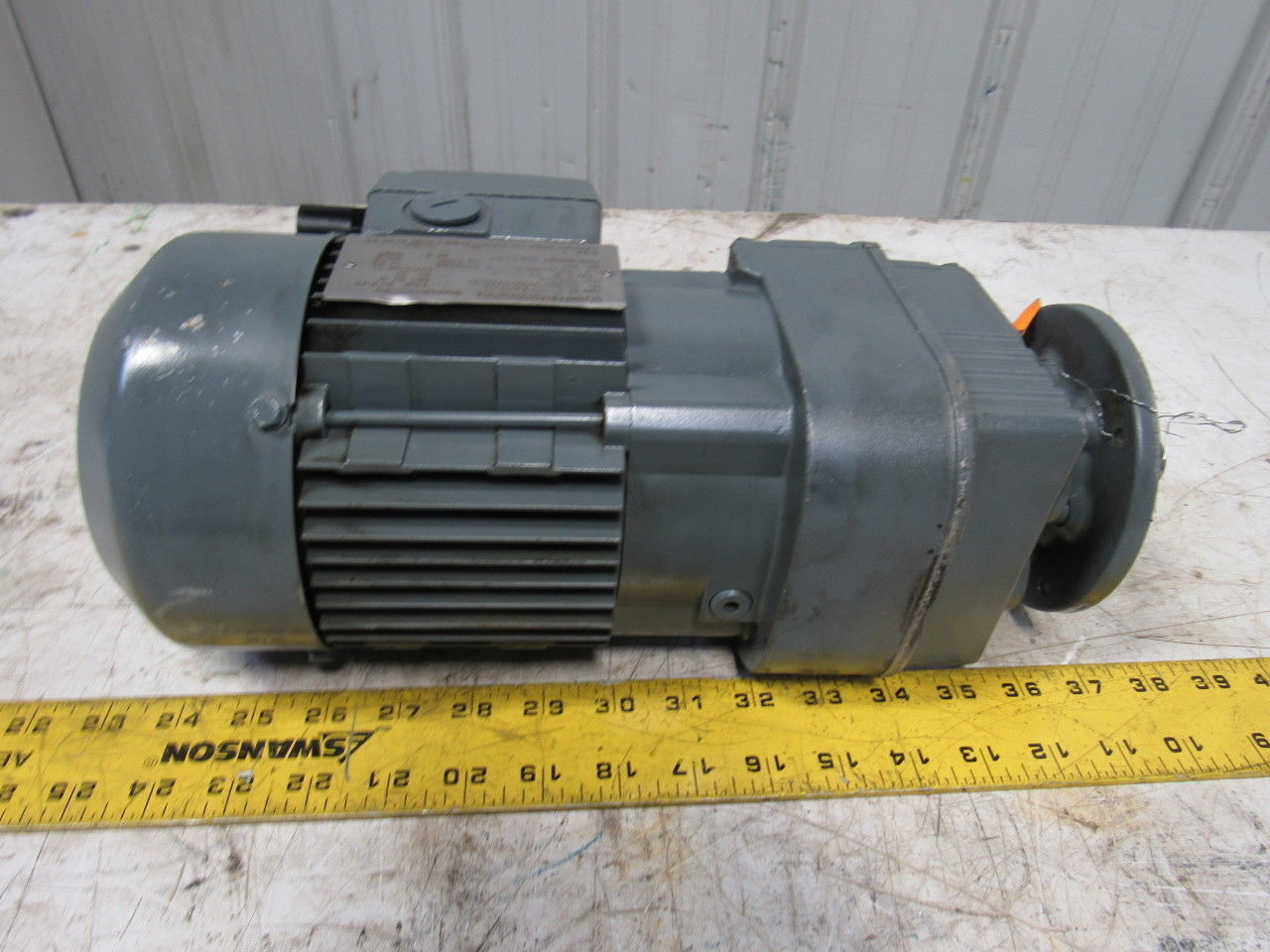 Sew Eurodrive RF17 DT71K4/TF/IS 31.94:1 Ratio 1700/53 RPM Gear Motor 20mm Shaft
