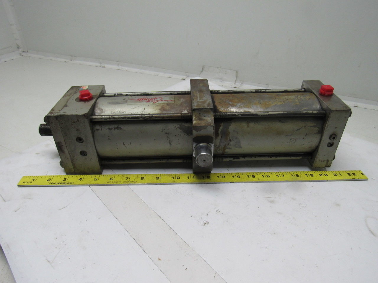 Milwaukee Cylinder A73 4" Bore 13" Stroke Center Trunnion I Hydraulic Cylinder