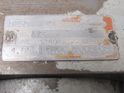 Milwaukee Cylinder A73 4" Bore 13" Stroke Center Trunnion I Hydraulic Cylinder