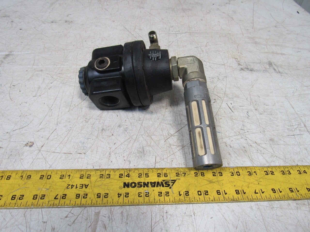 Norgren 11-842-008 400 PSI MAX Pneumatic Pressure Regulator 1" Ports