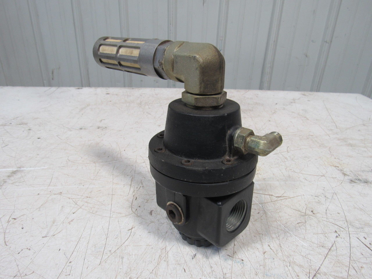 Norgren 11-842-008 400 PSI MAX Pneumatic Pressure Regulator 1" Ports