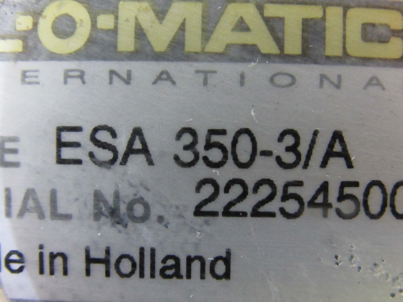 EL-O-Matic ESA 350/3A Valve Controller W/Grinell LC-8170-3 6" Butterfly Valve