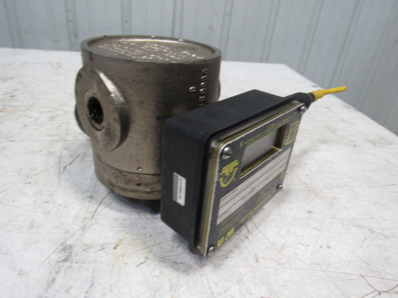 UFM MH-NSF16GM-12BP-32V1.0-A1WU-PC3 Type 4 0-16 GPM Flow Meter 1/2" Ports