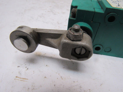 A-B Allen Bradley 802M Limit Switch w/ Actuator Arm & Indicator Lights