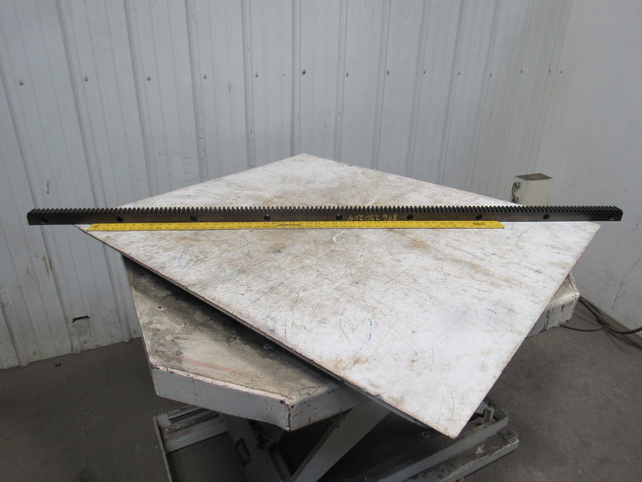 Flat Pinion Gear Rack 136T 0.151 MOD 1.5" Face 70.0185" 1/2" Pitch Approx.