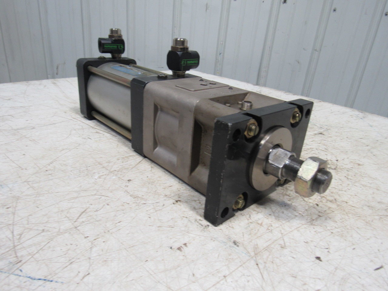 NSD  SBB100x100FA58WONO10A Cylnuc 100mm Bore 89mm Stroke Position Air Cylinder