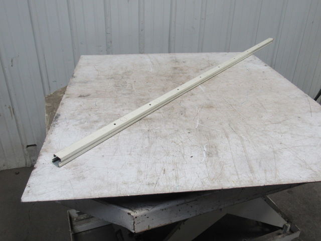 Hubbell 20GB606IV 6' 1-Circuit 15A 12 Outlets Metal Track Ivory Lot of 3