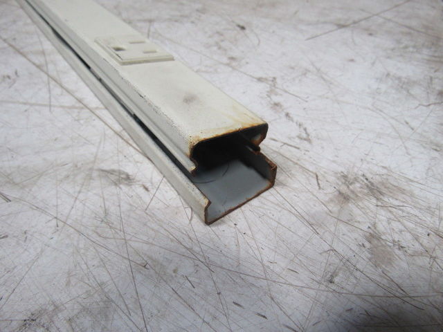 Hubbell 20GB606IV 6' 1-Circuit 15A 12 Outlets Metal Track Ivory Lot of 3