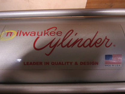 Milwaukee A42/D Double Ended Tie Rod Pneumatic Cylinder 4" Bore 13-1/2" Stroke