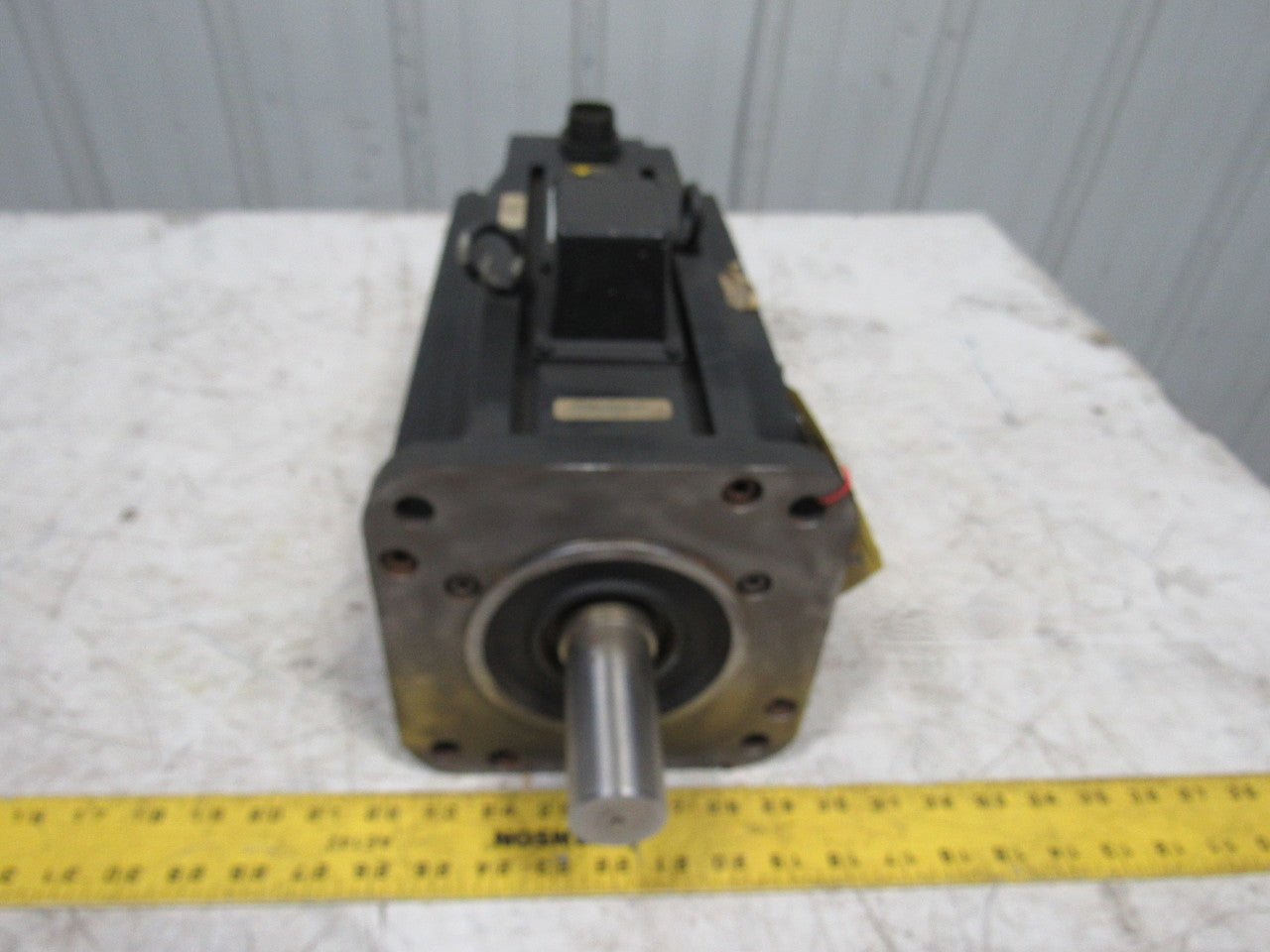 Yaskawa USAFED-20-HS31 1.8Kw AC Servo Motor CNC 1500 RPM 1-3/8" Shaft Encoder