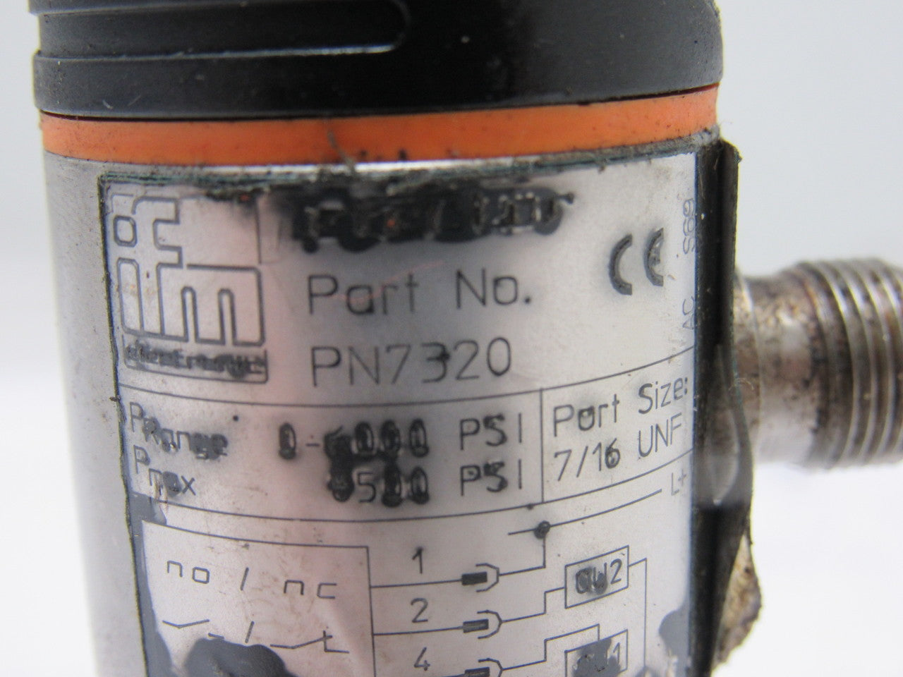 IFM Efector 7320 Programmable Pressure Switch 6000psi 18-30 vdc Port 7/16 UNF