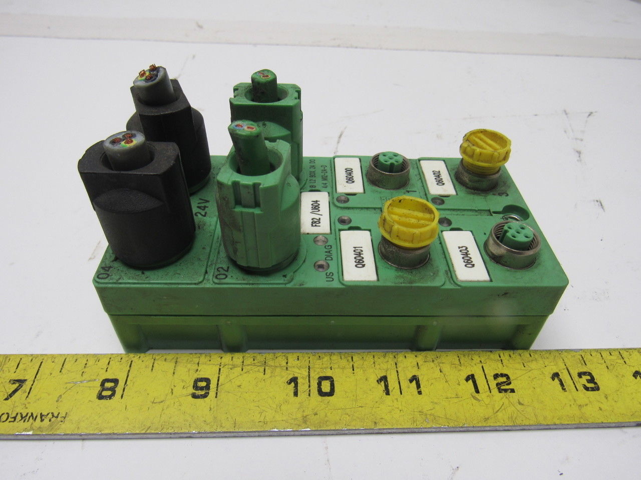 Phoenix Contact IB L2 Box 24 DO 4/4 M12-2A-D 2732774 Interbus I/O Module