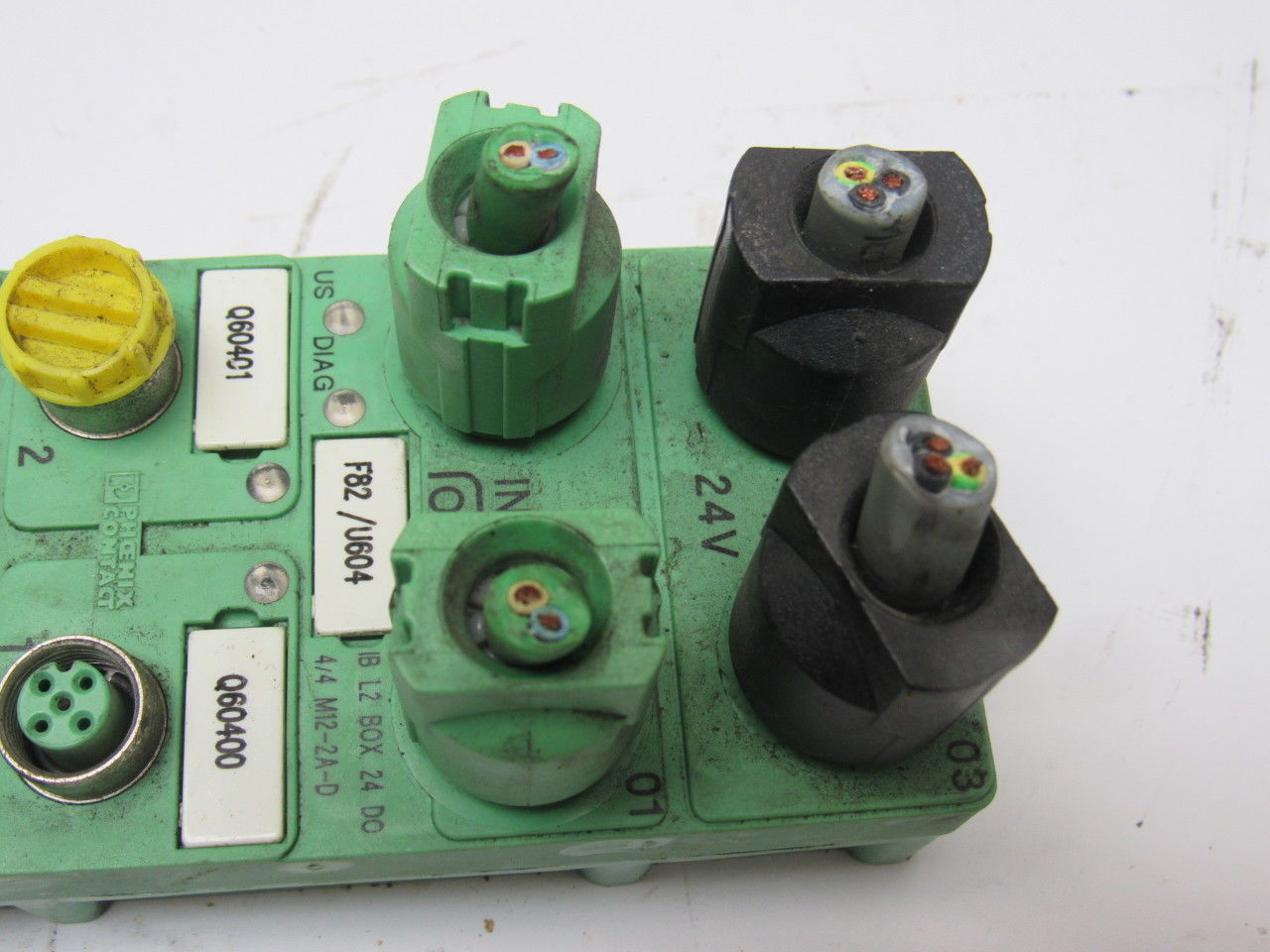 Phoenix Contact IB L2 Box 24 DO 4/4 M12-2A-D 2732774 Interbus I/O Module