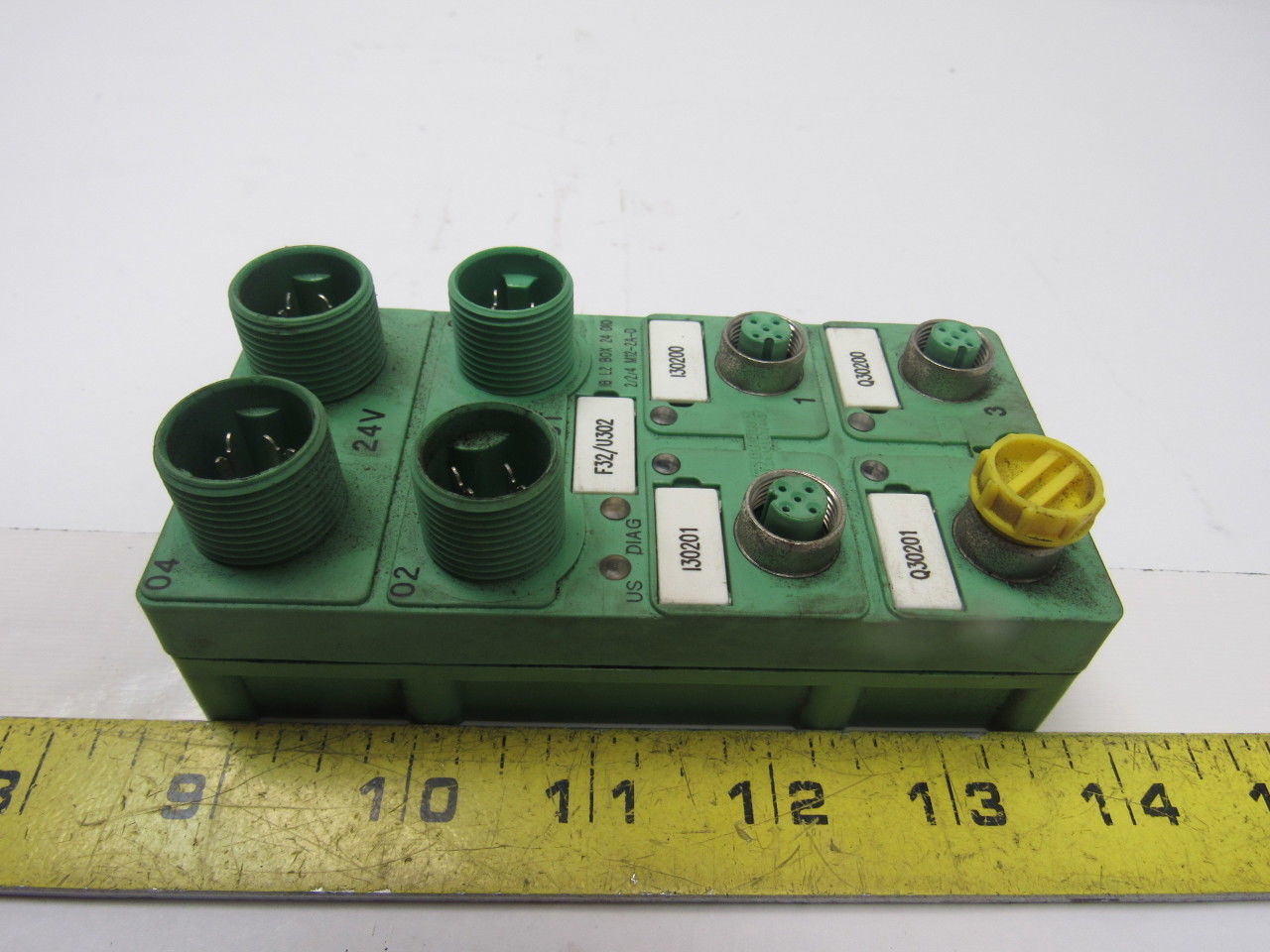 Phoenix Contact IB L2 BOX 24 DIO 2/2/4 M12-2A 2732787 Interbus I/O Module