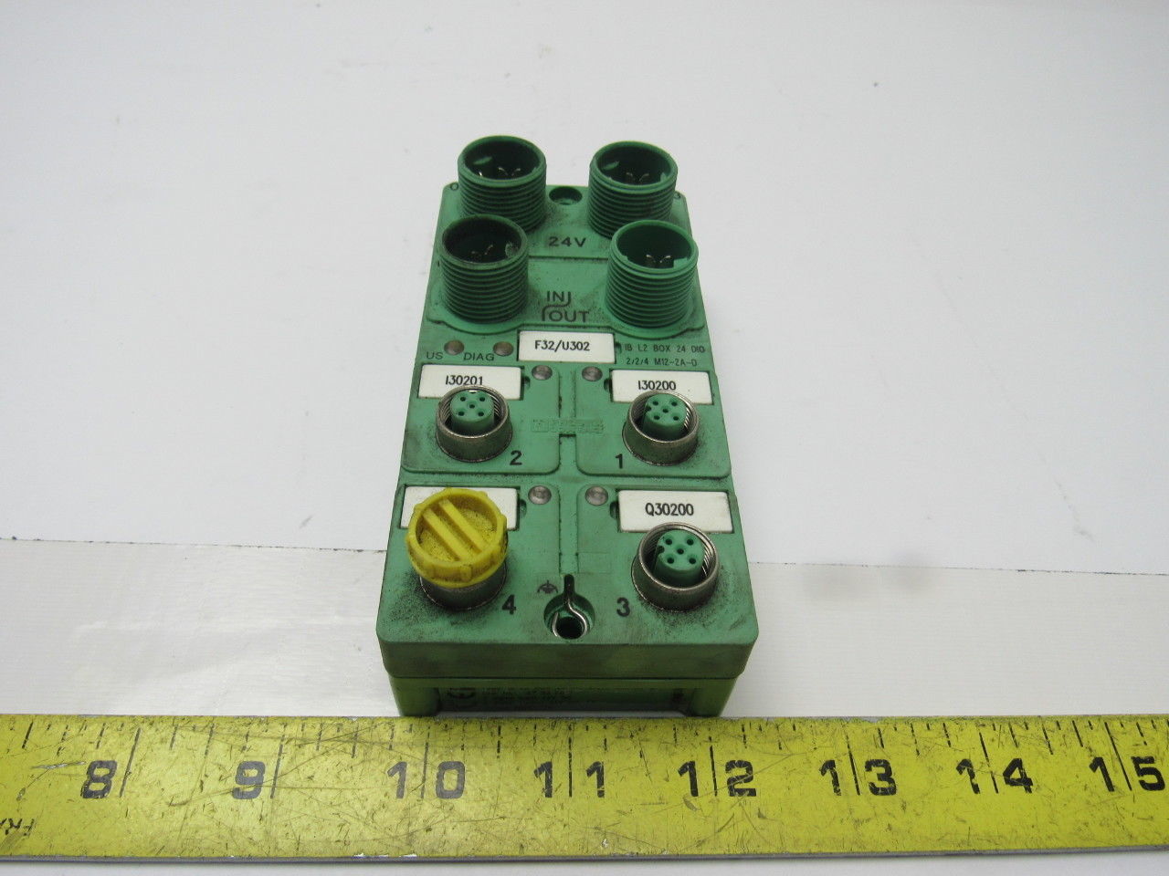 Phoenix Contact IB L2 BOX 24 DIO 2/2/4 M12-2A 2732787 Interbus I/O Module