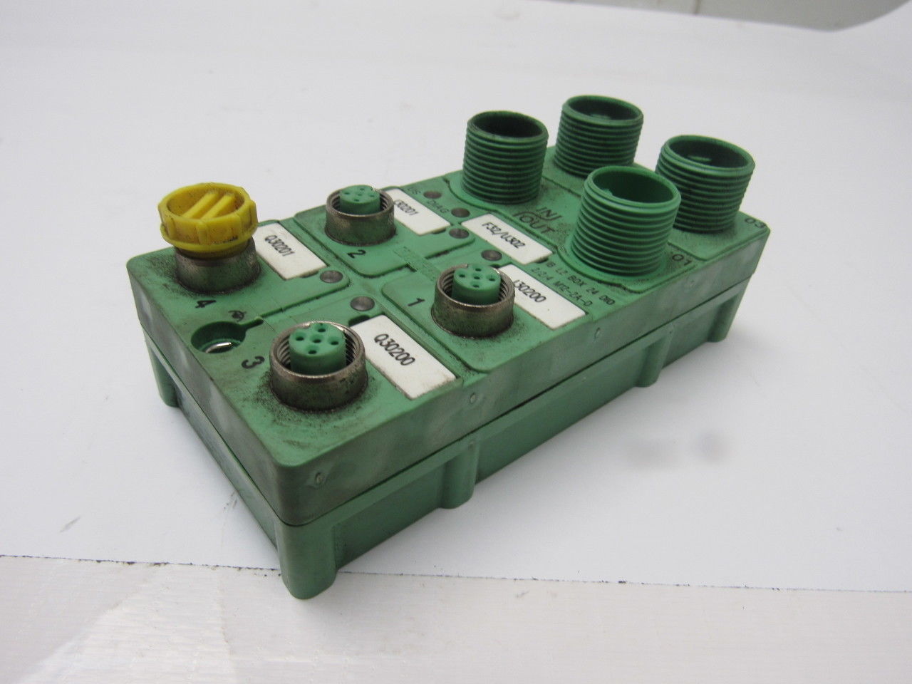 Phoenix Contact IB L2 BOX 24 DIO 2/2/4 M12-2A 2732787 Interbus I/O Module