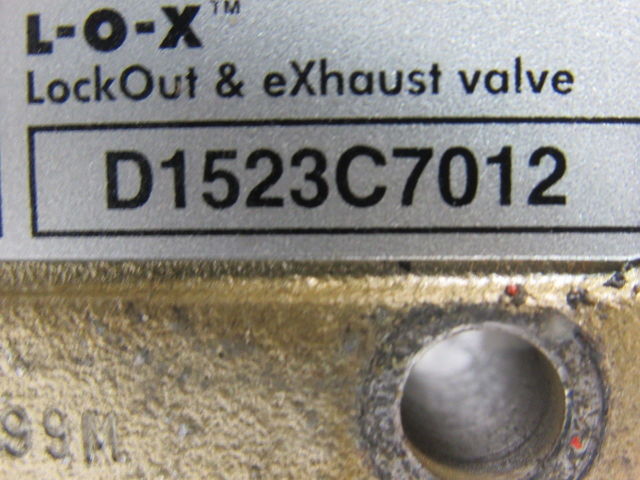 ROSS D1523C7012 Air Dump Valve Lockout  1-1/4" NPT 0-20 Bar
