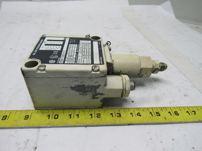 A-B Allen Bradley 836T-T351JX19 Ser A Pressure Control Switch