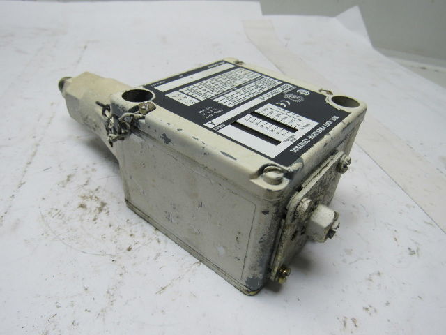 A-B Allen Bradley 836T-T351JX19 Ser A Pressure Control Switch