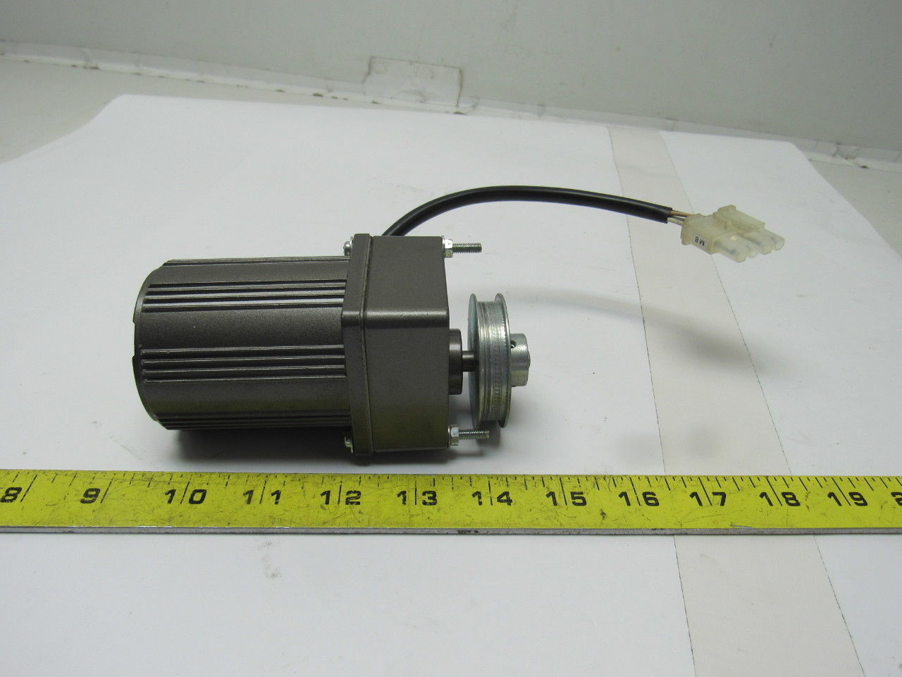 Panasonic M6GA18B_M61A6G4Y 200V 0.7 µF 4P 6W  Continuous Operation Gear Motor