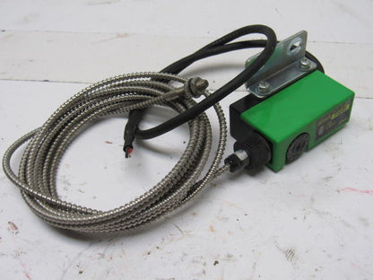 Seeka F5RH DC+12~24V Fiber Optic Sensor Adjustable Sensitivity