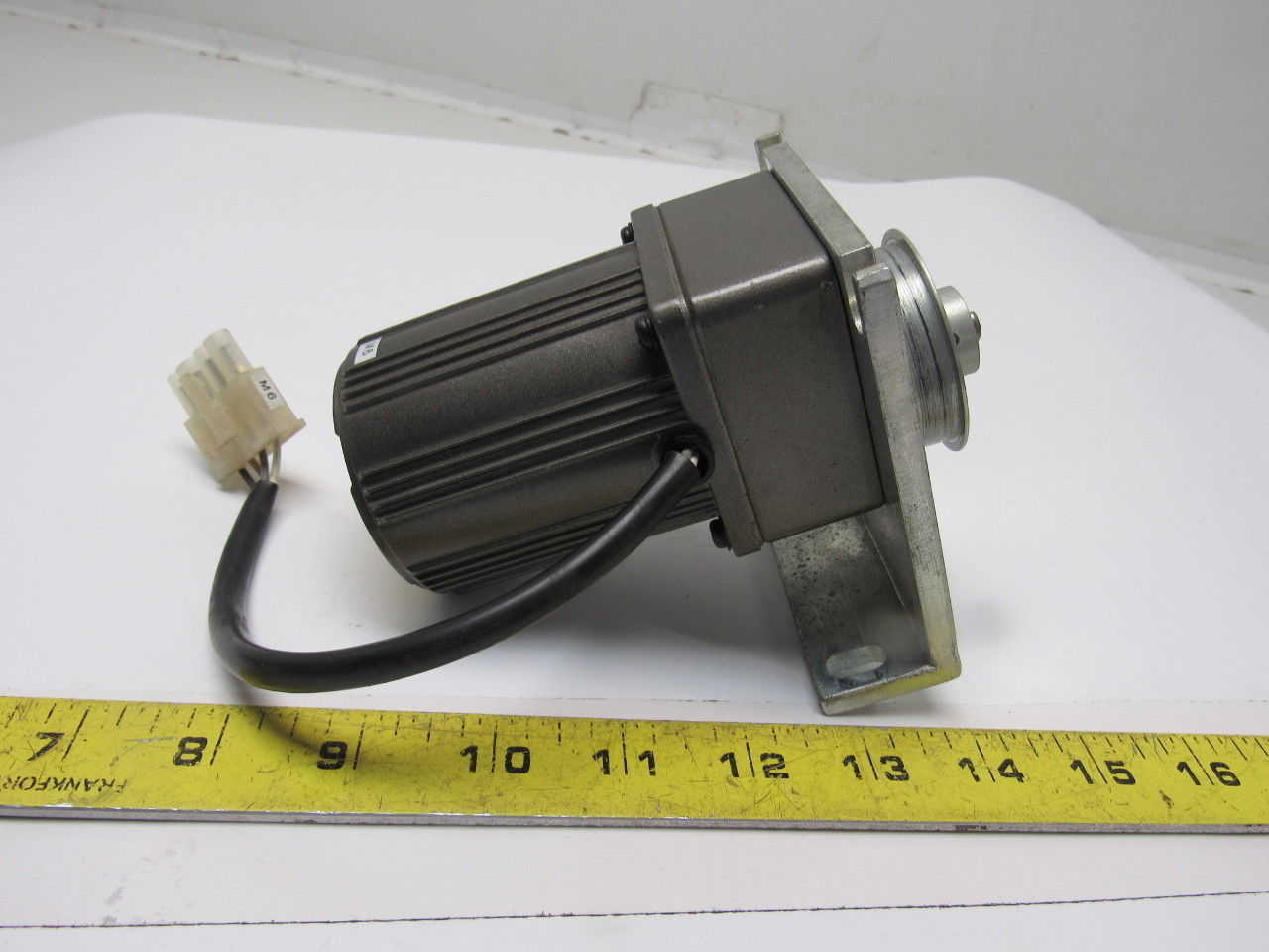 Panasonic M6GA18B_M61A6G4Y 200V 0.7 µF 4P 6W  Continuous Operation Gear Motor