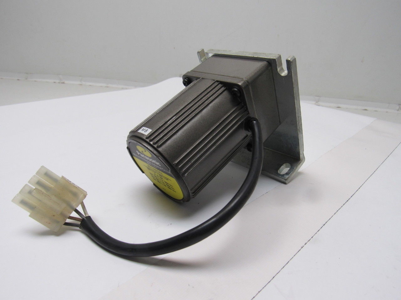 Panasonic M6GA18B_M61A6G4Y 200V 0.7 µF 4P 6W  Continuous Operation Gear Motor