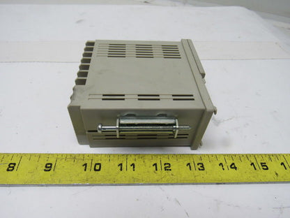 Keyence TF2-32 Programmable Temperature Controller 100-240v C° Readout