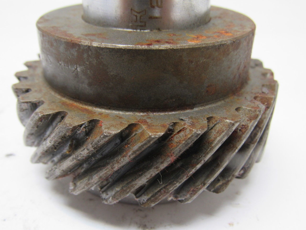 KHK SN2-26R 73.54 Pitch Right Hand Helical Screw Gear On 20 mm Linear Hub