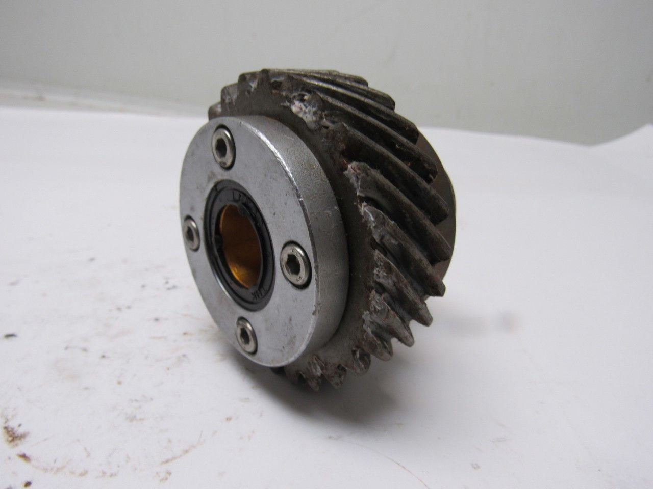 KHK SN2-26R 73.54 Pitch Right Hand Helical Screw Gear On 20 mm Linear Hub